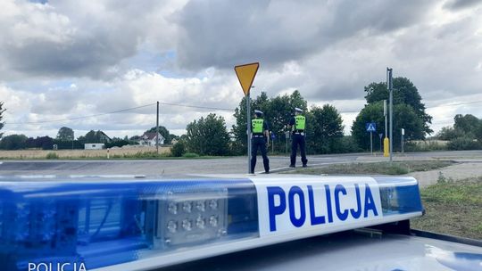 117 km/h w terenie zabudowanym! Kierowca BMW stracił prawo jazdy i dostał 14 punktów