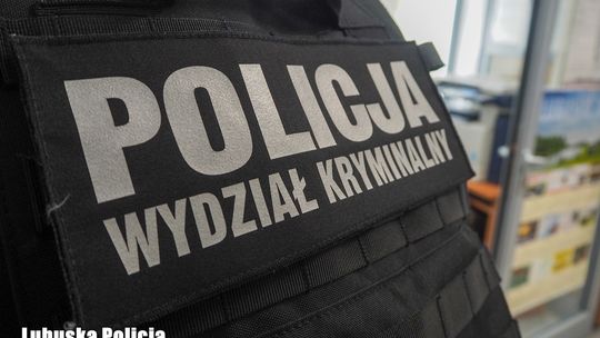 35-latek połakomił się na torbę listonosza. Nie przewidział jednego
