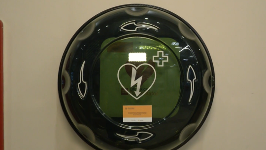 AED trafił do biblioteki w Gorzowie