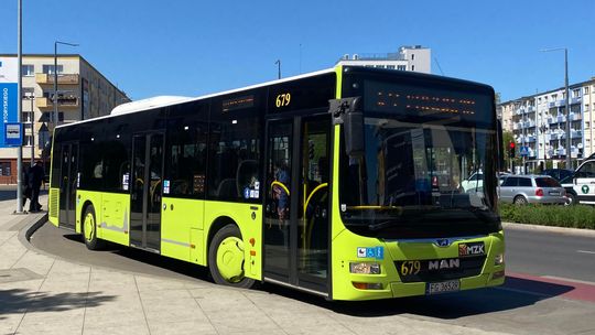 Autobusy wracają na stałe trasy. Koniawska ponownie przejezdna