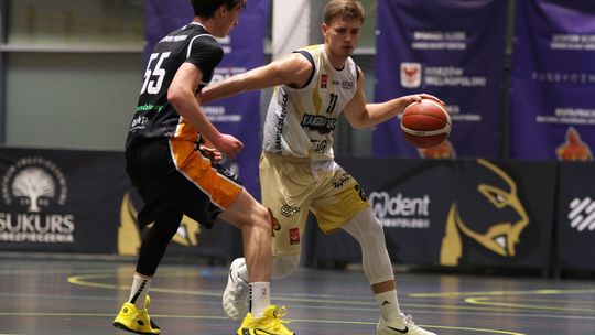 Bolesna porażka Kangoo Basket na własnym parkiecie