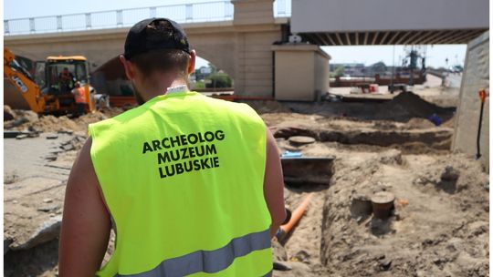 Budowa będzie opóźniona? Na ulicy Spichrzowej rozpoczynają się spodziewane prace archeologiczne