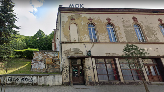 Co dalej z budynkiem po MCK przy Drzymały? Radny Zmora pyta prezydenta