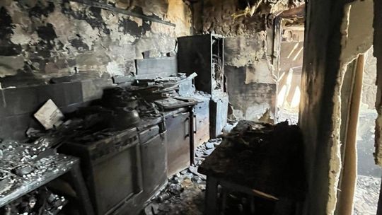 Dramat po pożarze domu. Rodzina zaczyna od zera