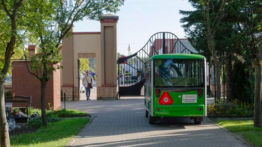 Duże zmiany na cmentarzu przed Wszystkimi Świętymi. Od tego dnia nie wjedziesz samochodem