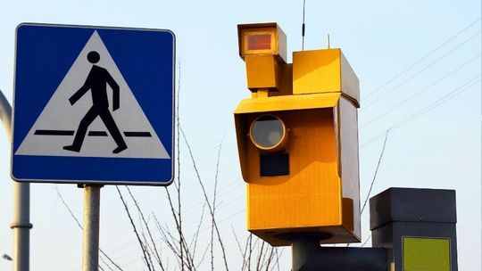 Fotoradary łapią, ale mandatów z tego często nie ma