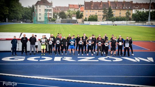 Funkcjonariusze w Gorzowie zjednoczyli siły – pomagają chorej Laurze