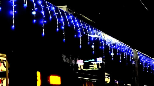 Gorzów Blisko Świąt. Mikołaj w tramwaju