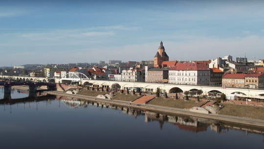 Gorzów walczy z kryzysem demograficznym. Czy mieszkania na wynajem zatrzymają młodych?