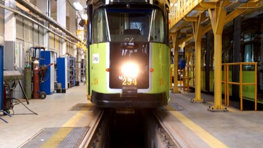 Jak wygląda przegląd tramwaju? Zeszliśmy w kanały!