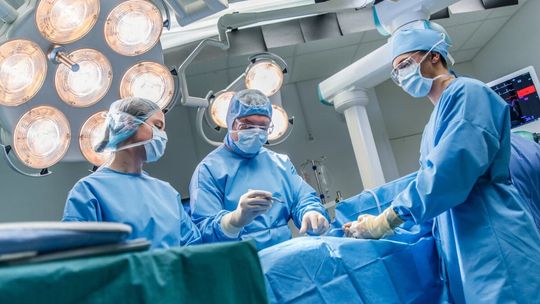 Jeden pacjent kosztował 8 mln zł. NFZ pokazał rachunek za leczenie Polaków