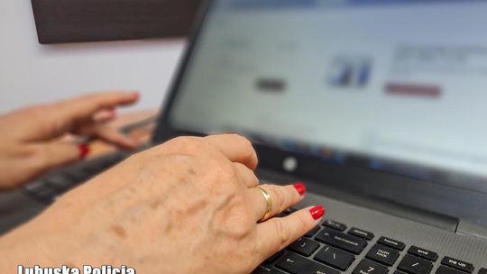 Jedno kliknięcie może kosztować fortunę. Oszuści mają nowy sposób na kupujących