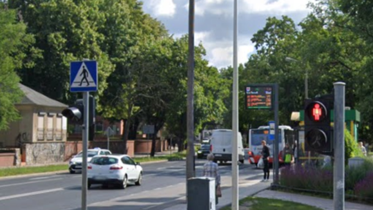 Jeszcze w tym roku miasto zrealizuje niewielką, ale ważną inwestycję. Zmiany ułatwią życie mieszkańcom korzystającym z komunikacji.