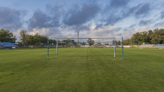 Kiedy rozpocznie się budowa stadionu piłkarskiego?