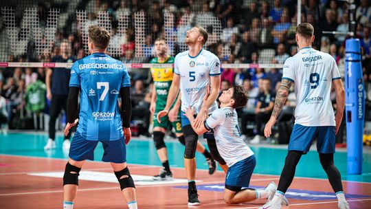 Kolejna porażka siatkarzy Stilonu po pięciosetowym boju