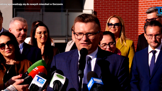 Kolejne rodziny wprowadzają się do nowych mieszkań w Gorzowie