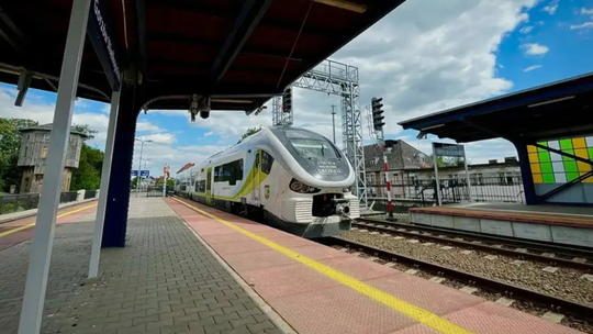 Kolejowy problem w regionie trwa. Na przywrócenie części kursów wciąż nie ma szans