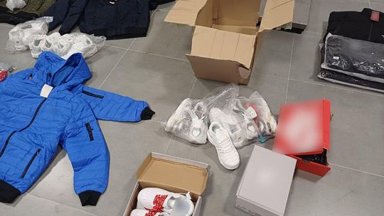 Kontrola paczek w Gorzowie. Funkcjonariusze odkryli towar wart ponad 436 tys. zł