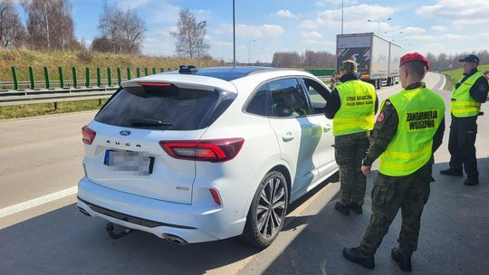 Kontrole na granicy trwają od miesięcy. Są konkretne liczby