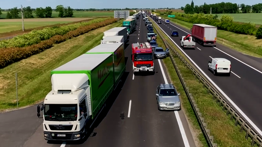 Korytarz życia? Na drodze często go nie ma