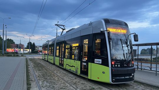 Linia tramwajowa zawieszona. Remonty postępują