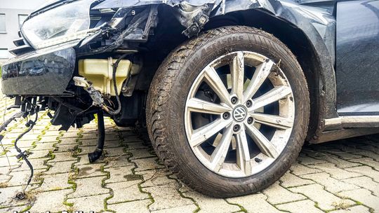 Mając trzy promile alkoholu wjechała do rowu. W samochodzie przewoziła dwuletnie dziecko