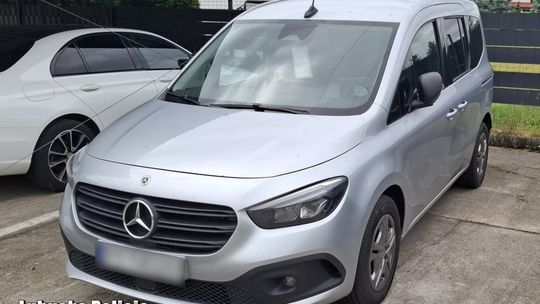 Mercedes zniknął w Niemczech. Auto odnaleźli policjanci