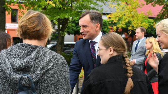 Minister mógł przyznać pieniądze, komu chciał. Raport NIK po kontroli Fundusz Sprawiedliwości