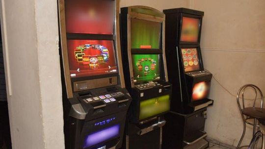 Nielegalny hazard w Gorzowie. KAS i policja przeprowadziły nalot Nielegalny hazard w Gorzowie. KAS i policja przeprowadziły nalot