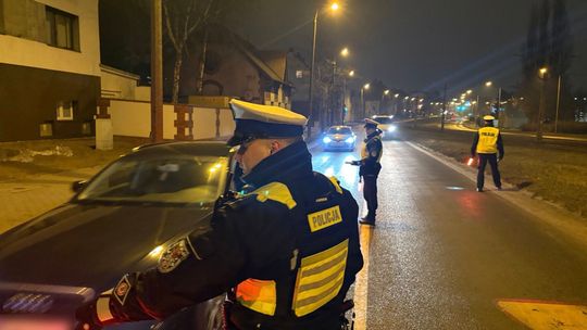 Nocna kontrola drogowa w Gorzowie. Policja zatrzymała dwóch kierowców