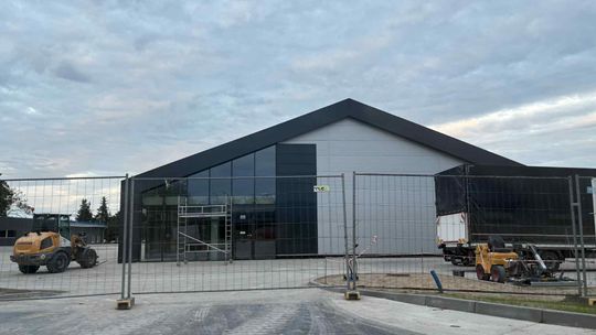 Nowa inwestycja handlowa w Gorzowie. Obiekt  rośnie w oczach