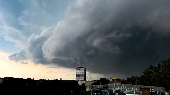 Ogromny, deszczowy niż nadciąga nad Gorzów