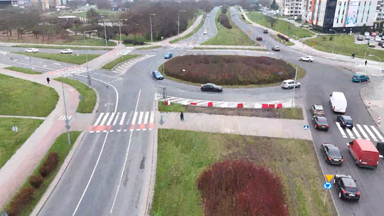 Oznakowanie znów budzi zastrzeżenia. Kolejne rondo w Gorzowie pod lupą