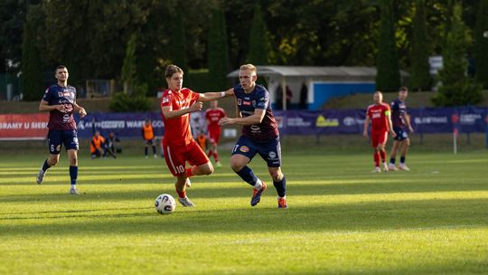 Październik Warta kończy z porażką Październik Warta kończy z porażką