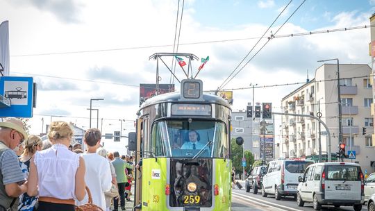 Po 5 latach tramwaje wróciły na tory!