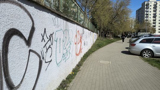 Po miesiącach oczekiwania rusza inwestycja przy szkole podstawowej