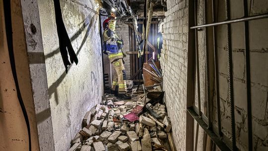 Policja bada przyczyny wybuchu w bloku przy Wróblewskiego w Gorzowie