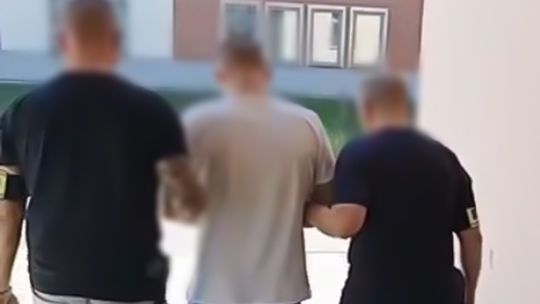 Policja rozbiła grupę „na wnuczka”. Dwóch zatrzymanych usłyszało zarzuty