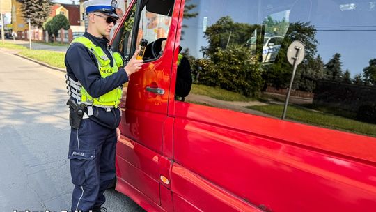 Policjanci ruszyli w teren – kontrole trzeźwości i techniki pojazdów