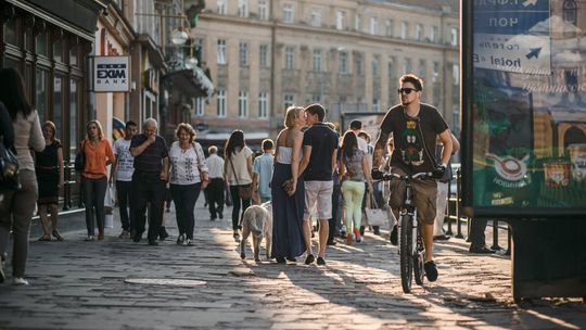 Polska ma coraz mniej mieszkańców. Kraj nadal się wyludnia