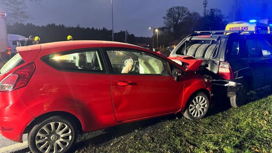 Poranek pełen niebezpiecznych zdarzeń. Interweniowało Lotnicze Pogotowie Ratunkowe
