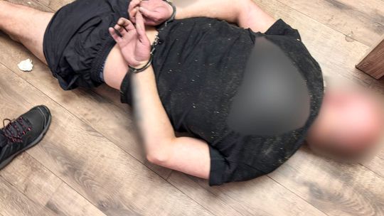 Poranna akcja kontrterrorystów w Gorzowie. W mieszkaniu dokonali odkrycia
