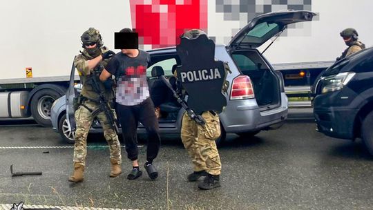 Porwania, tortury, groźby sprzedaży organów. CBŚP z Gorzowa rozbiło międzynarodową mafię porywaczy