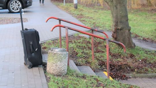 Porzucona walizka pod gorzowskim szpitalem. Służby postawione w stan gotowości