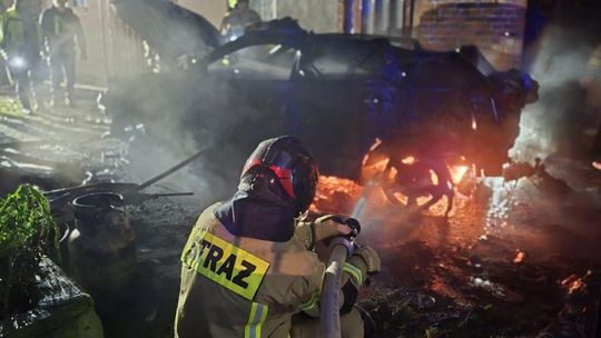 Pożar strawił dwa budynki. Straty są znaczne Pożar strawił dwa budynki. Straty są znaczne