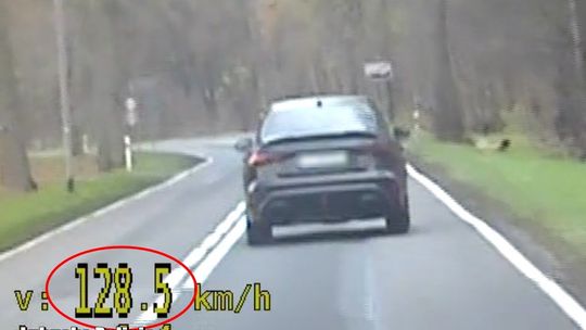 Prędkość wyższa niż zdrowy rozsądek. Policja bez litości