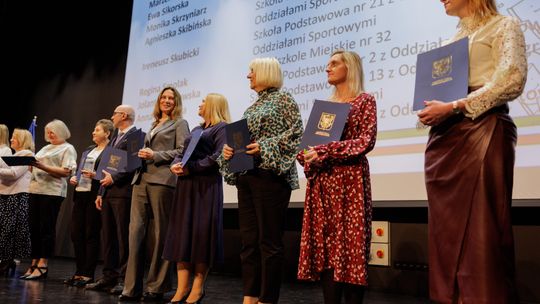 Prezydent Gorzowa nagrodził nauczycieli i dyrektorów. Nie zabrakło trudnych tematów