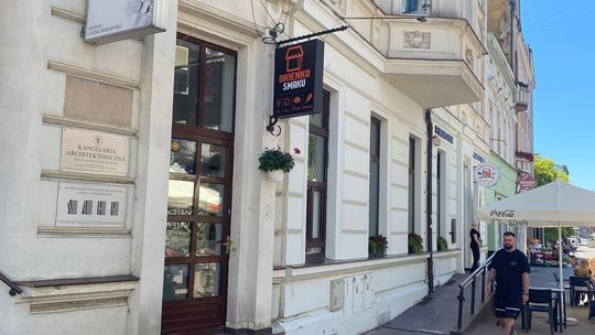 Przy Wełnianym Rynku znów zaszła zmiana. W lokalu działa nowy punkt