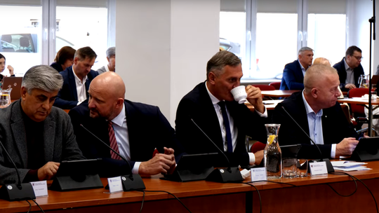 Radni zgodzili się na większe poręczenie dla Stali Gorzów – decyzja zapadła na sesji