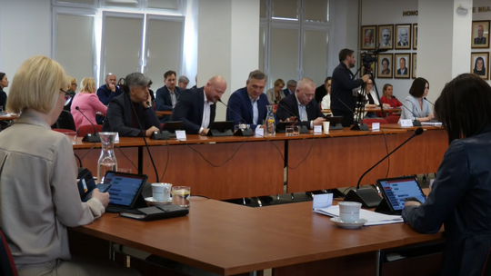 Rok pracy Rady Miasta Gorzowa. Kto działał aktywnie, a kto znikał z sesji?